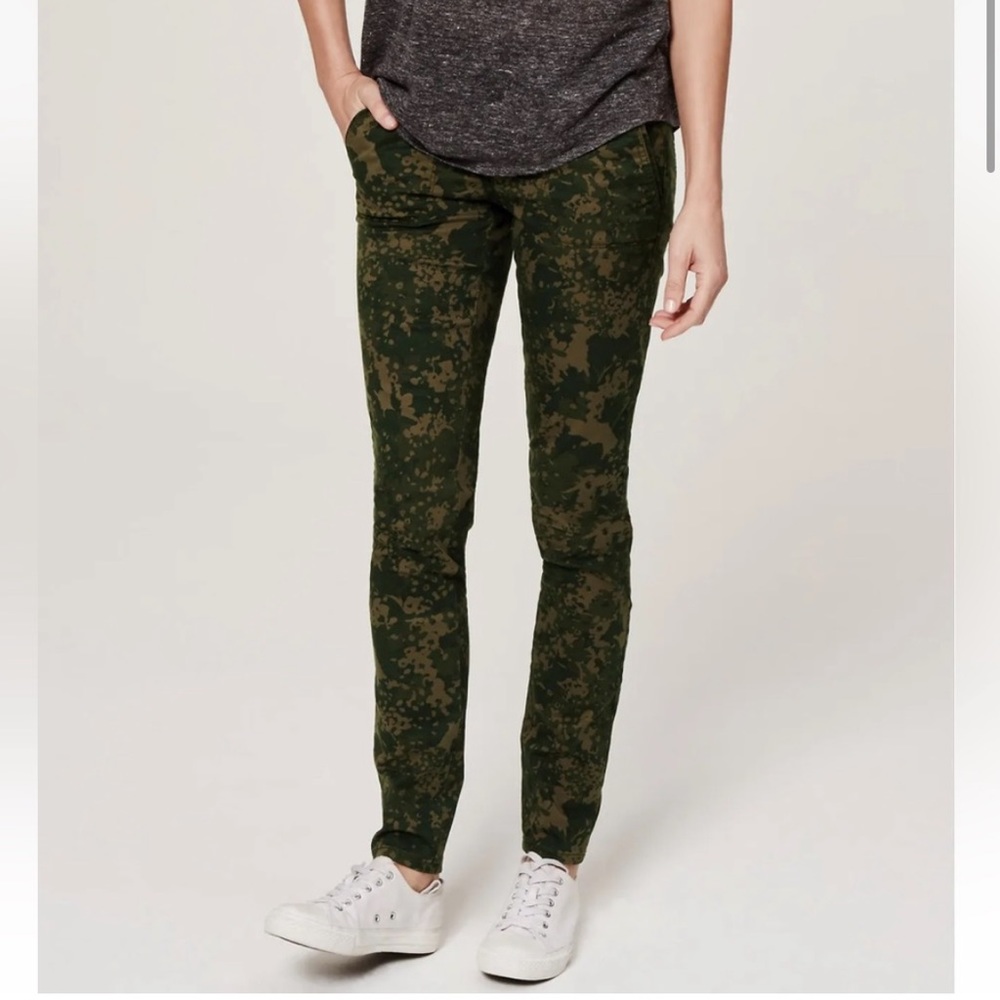 NWT Ann Taylor LOFT Marisa Skinny Camo Pants Size 2 Camouflage Jeans $98